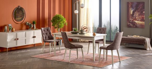 VEGAS DINING ROOM